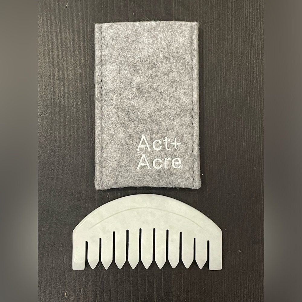 Act + Acre *New* Scalp Gua Sha Tool